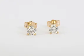 14k Yellow Gold 0.50tcw Diamond Stud Earrings (0.67g.)