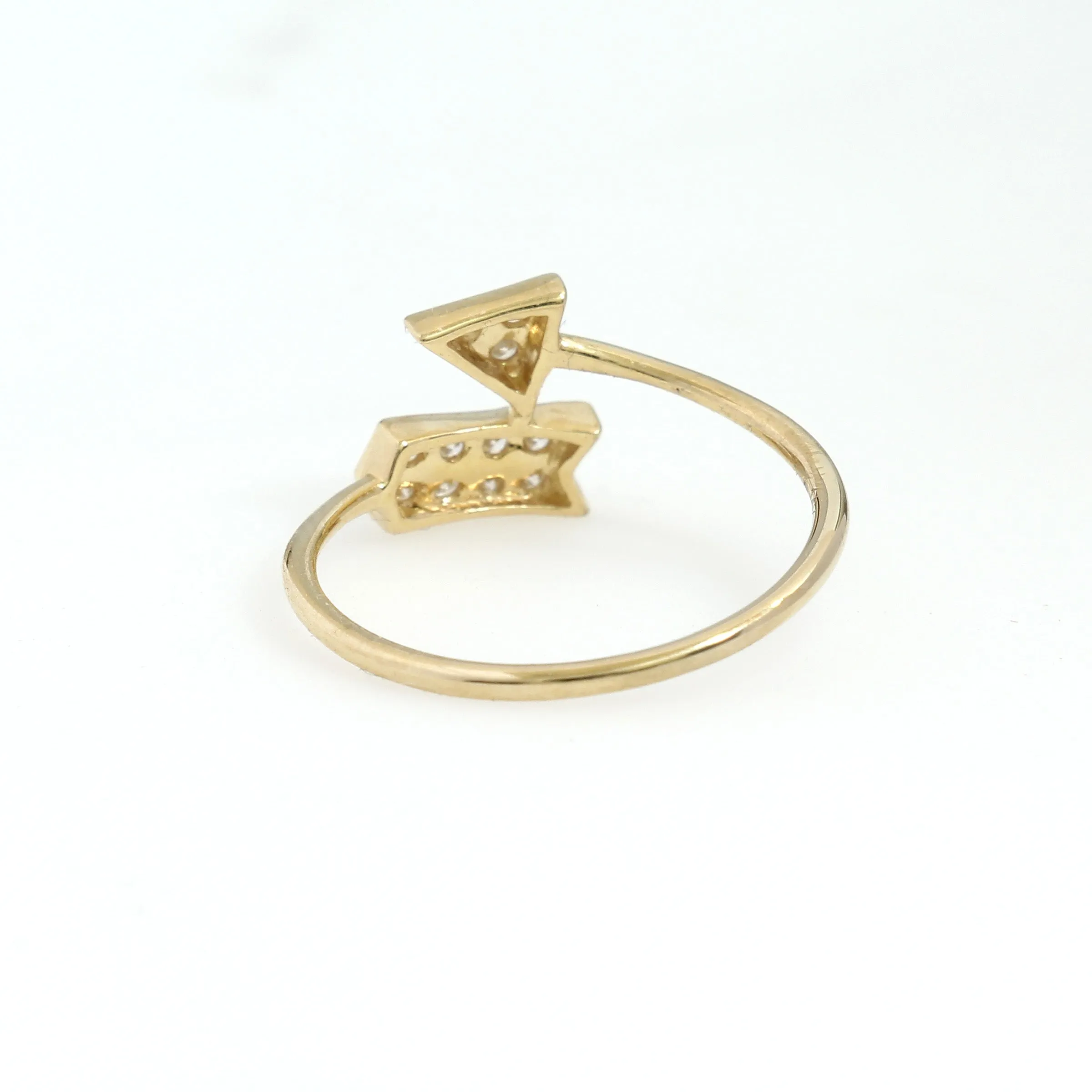 14K Yellow Gold Arrow Ring 0.12 Ctw