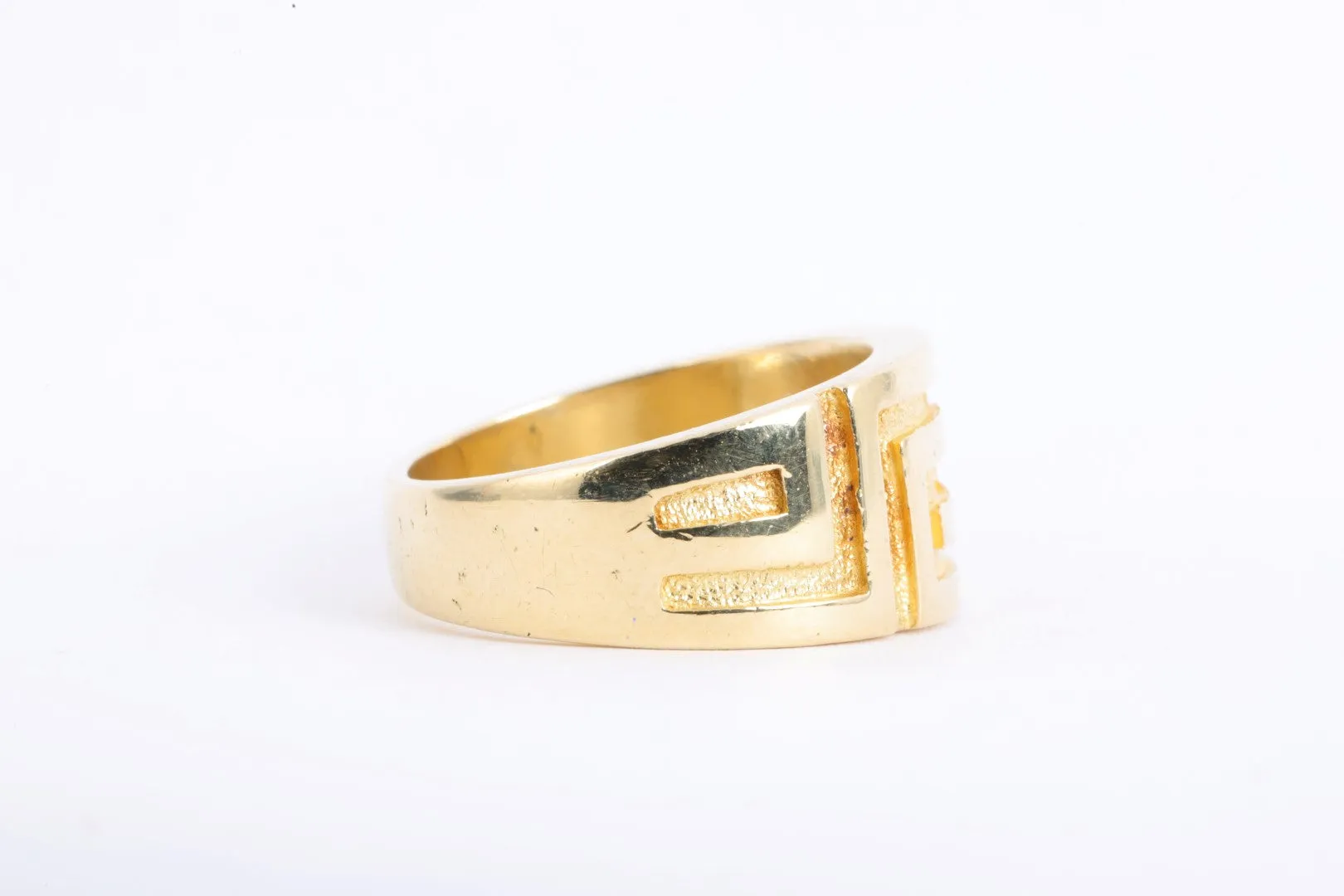 18k Yellow Gold Geometric Design Ring Size 7 (9.10g.)