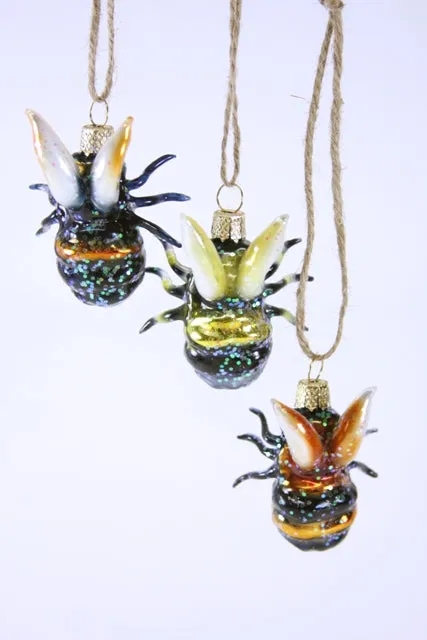  Buzzing Bee  Ornament