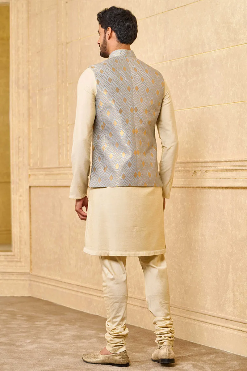 Classic Brocade Bundi