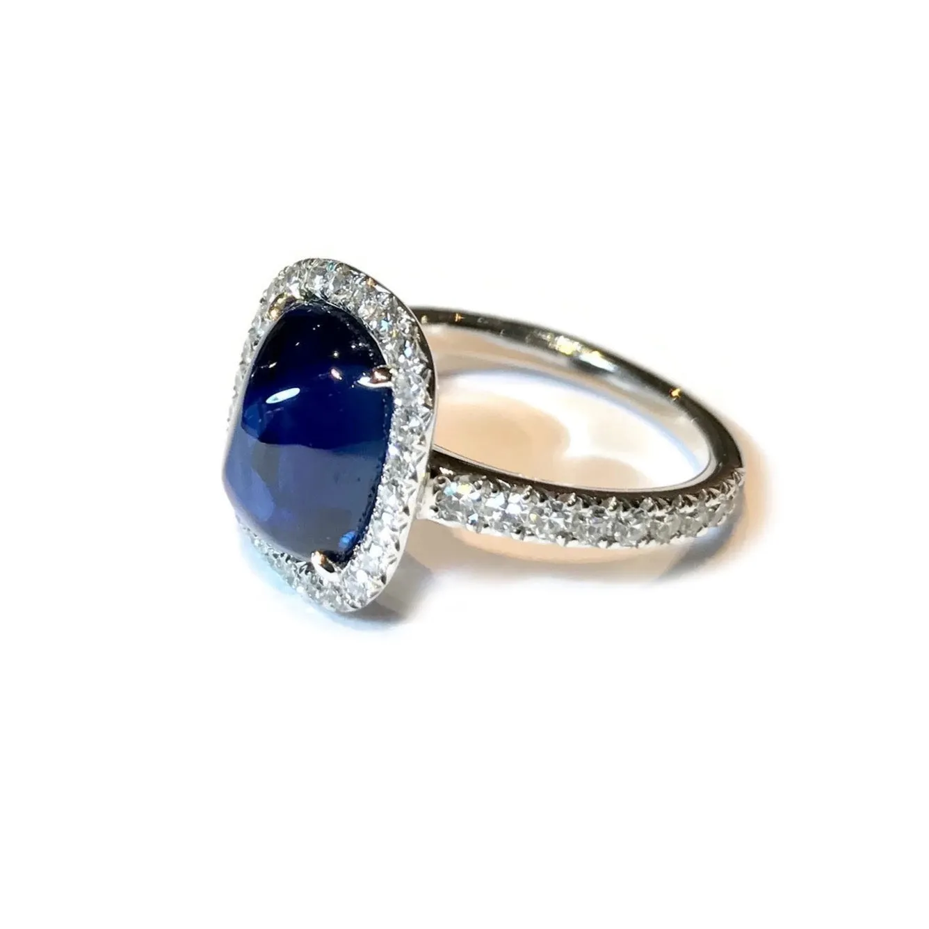 Eclat Jewels - One of a Kind Halo Ring with Cabochon Blue Sapphire Natural Color 4.83 carats and Diamonds, 18k White Gold