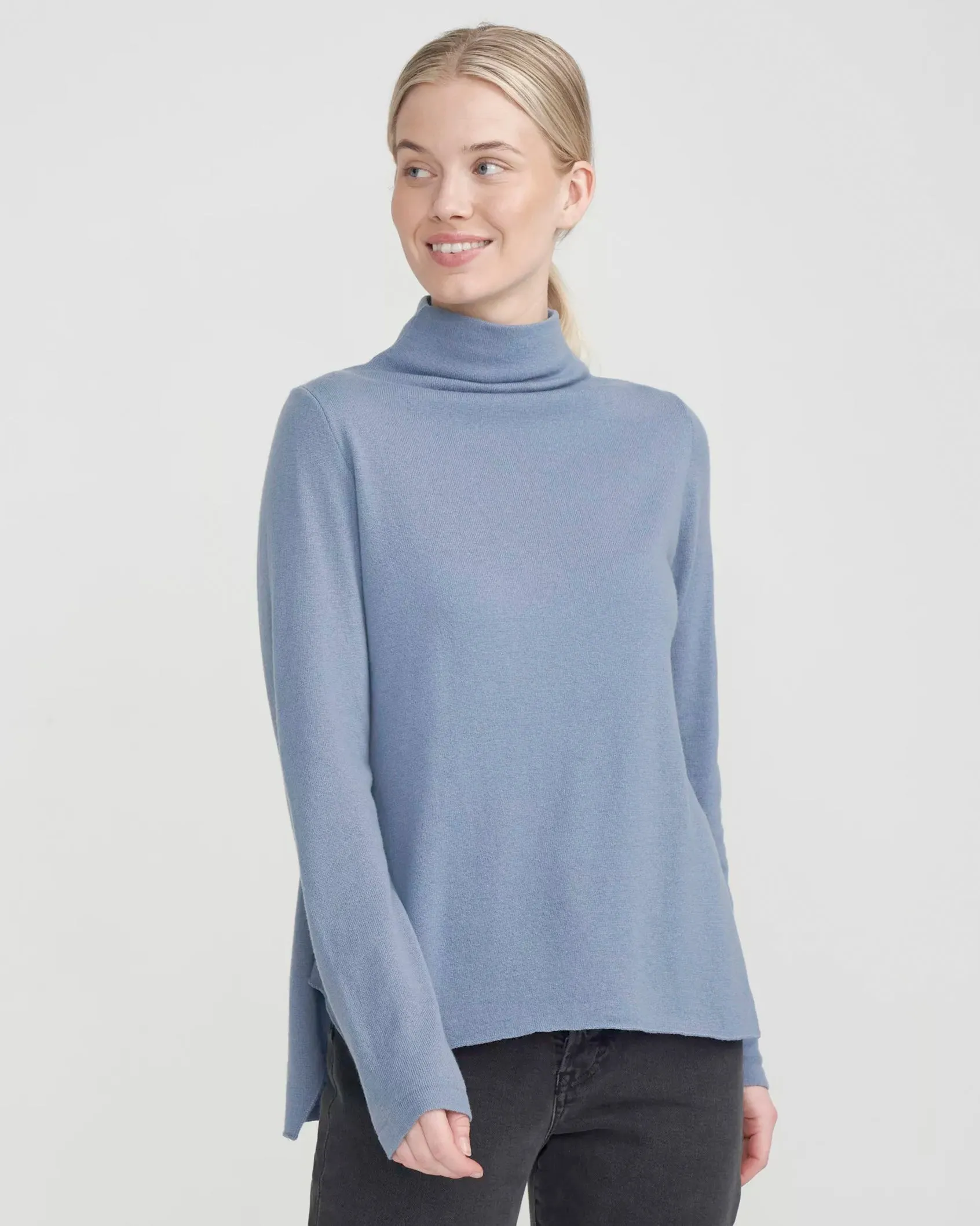 Holebrook Alexandra Dove Blue Fine Knit Jumper