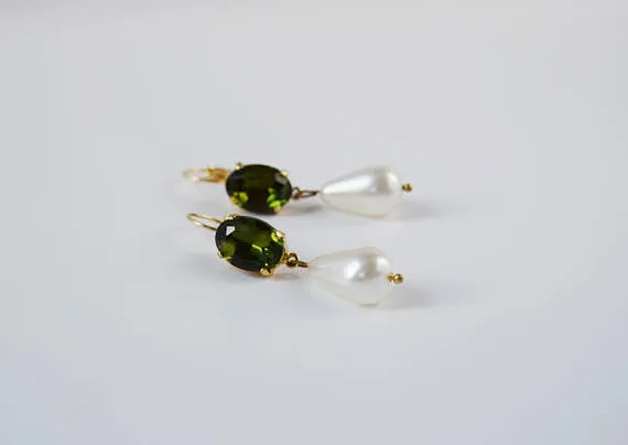 Olive Crystal and Pearl Earring - Medium Oval Stone, medium Pearl