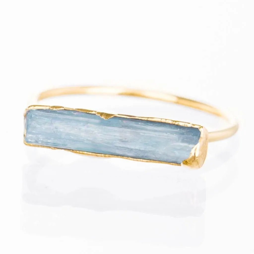 Raw Aquamarine Bar Ring in Yellow Gold