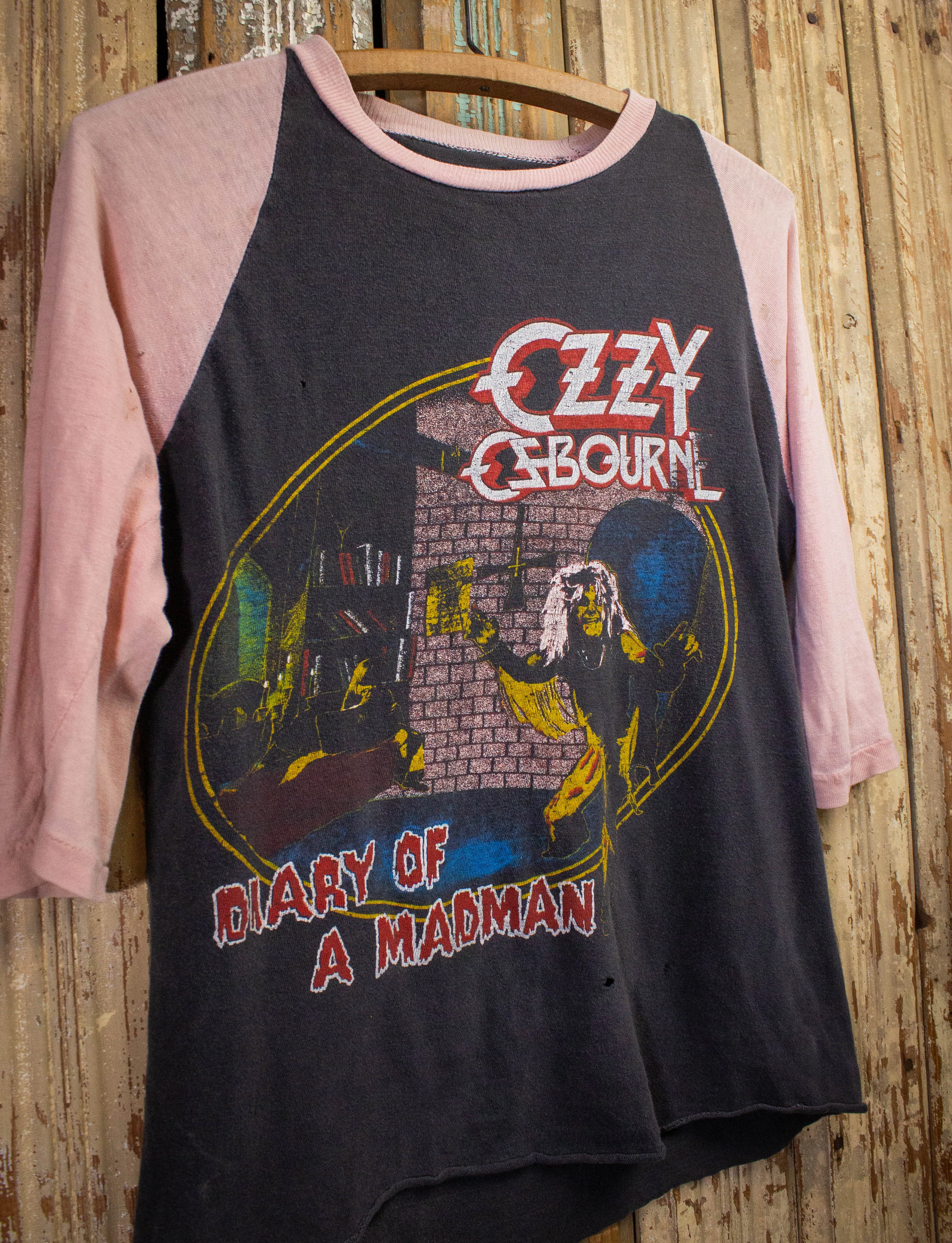 Vintage Ozzy Osbourne Diary of a Madman Parking Lot Raglan Concert T Shirt 1982 Pink/Black Small